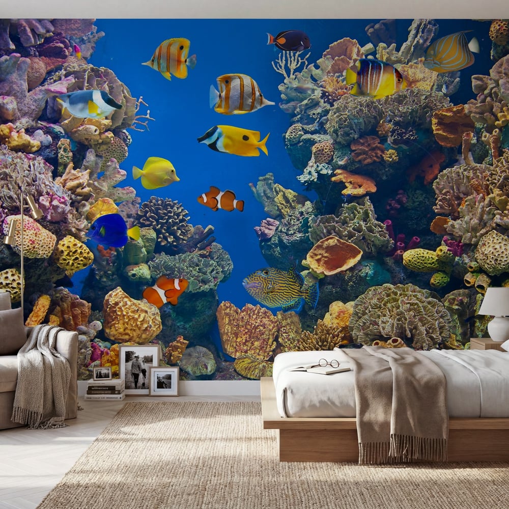 Papiers Peints Panoramique - Colorful and vibrant aquarium life - Photo Wallpaper Fish