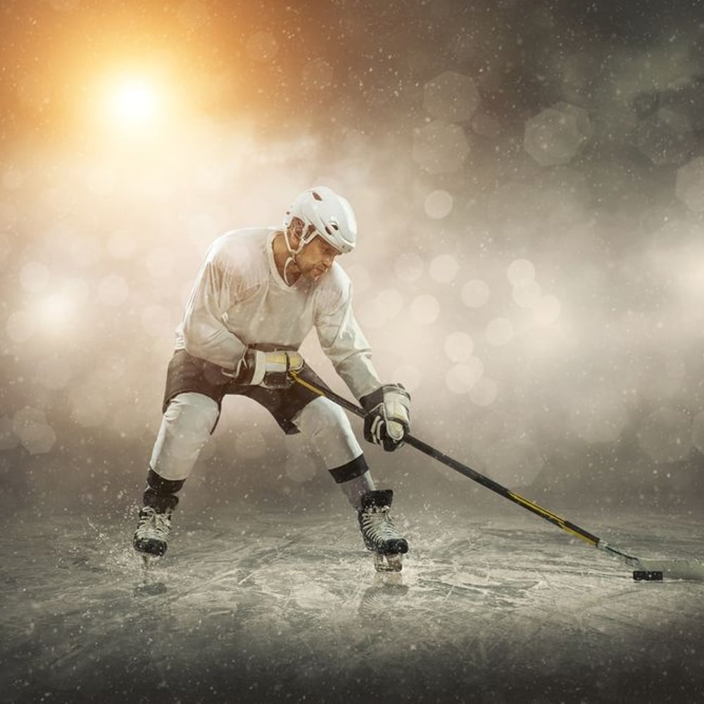 Papiers Peints Panoramique - Ice hockey player on the ice outdoors - Photo Wallpaper Hockey