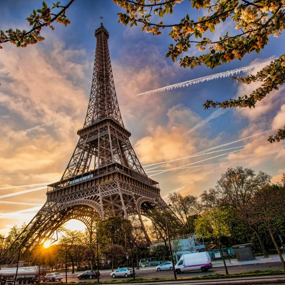 Papiers Peints Panoramique - Eiffel Tower against sunrise in Paris France - Photo Wallpaper Paris