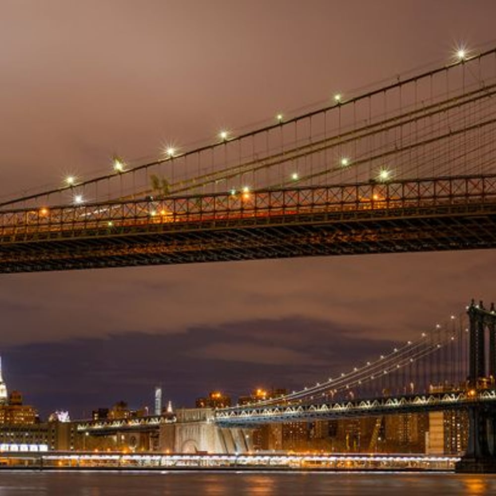 Wall Mural - Brooklyn Bridge at Night - Scandiwall