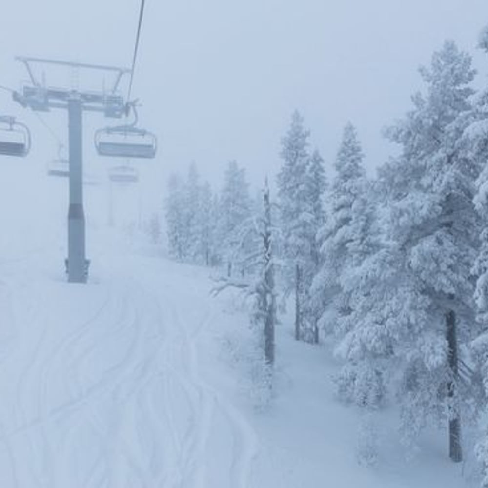 Papiers Peints Panoramique - Foggy Ski Lift in Idre - Other motifs New Arrivals
