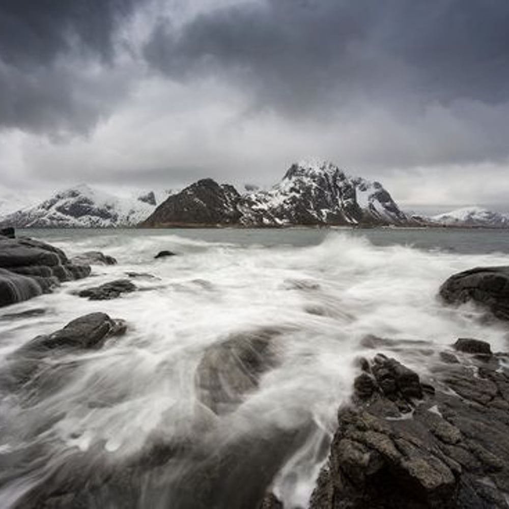 Wall Mural - Dramatic Sea View at Lofoten - Scandiwall