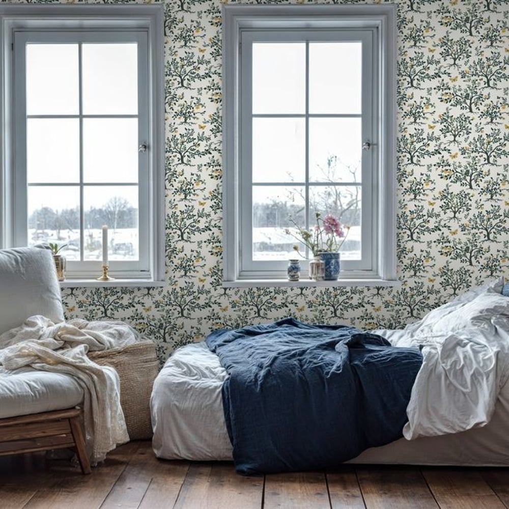 Penny Yellow - Wallpaper - Yellow - Bedroom - Butterflies - in between - Non-Woven