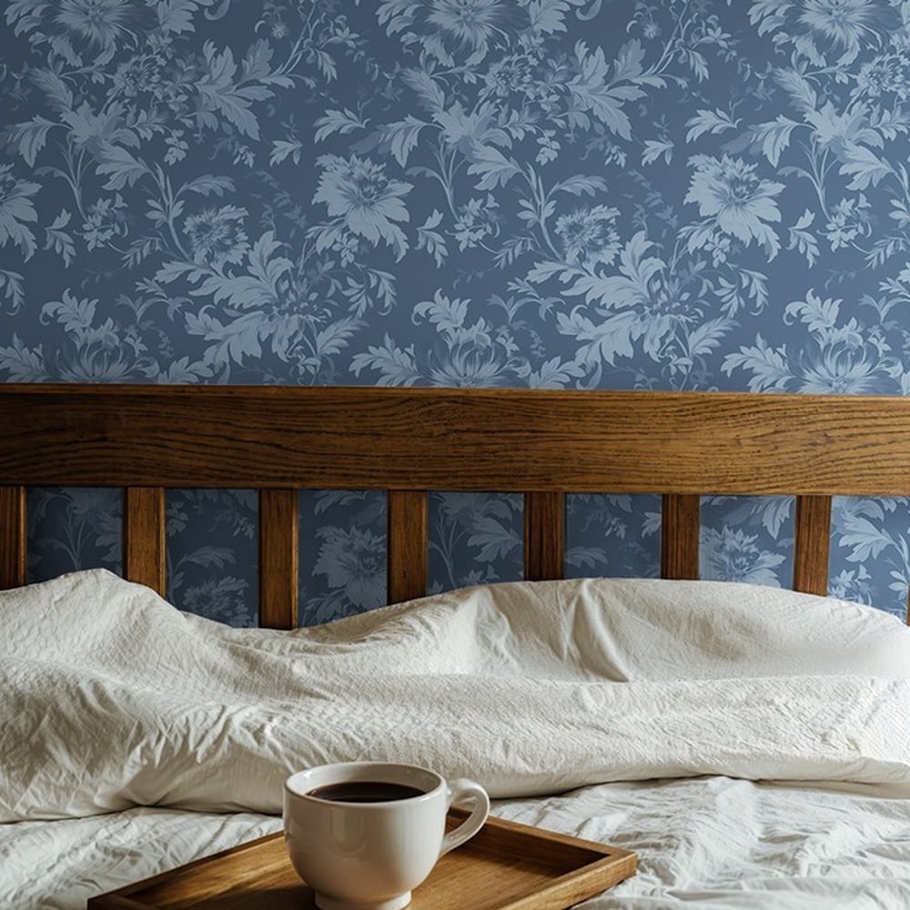 Alba Dark Blue - Tapet - Blå - Soveværelse - Blomstret - Wallpassion - Non-Woven