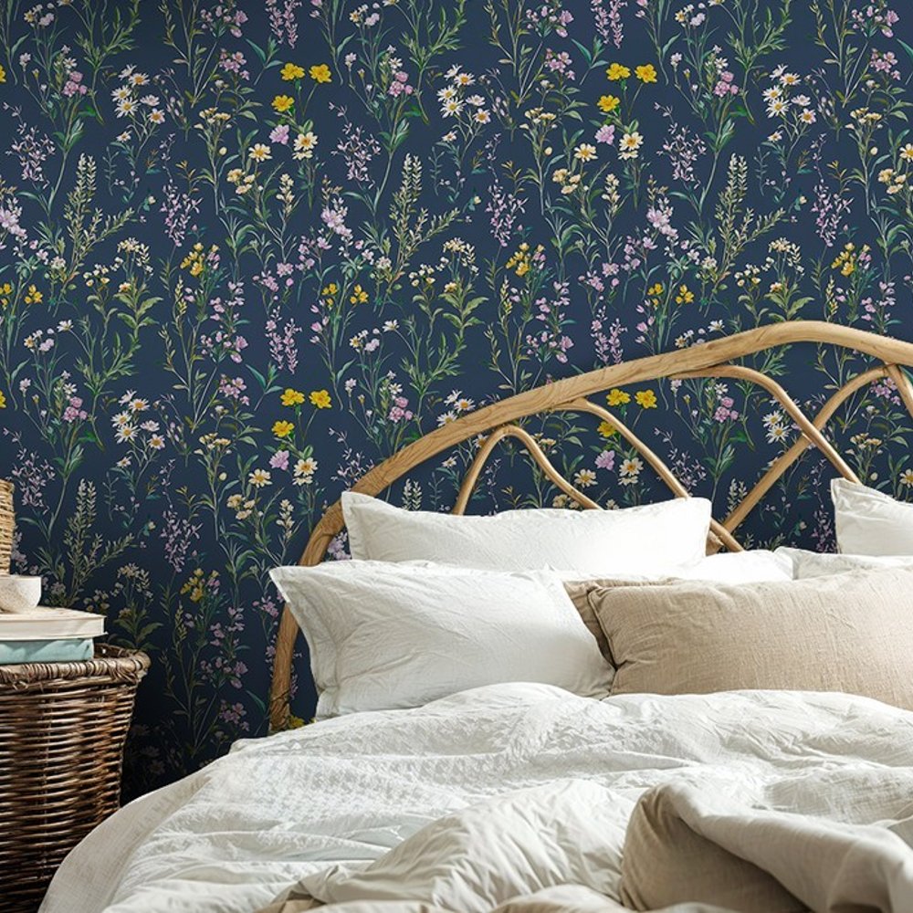 Gunnel Dark Blue - Papiers peints - Bleu - Chambre - Floral - Scandza - Intissé